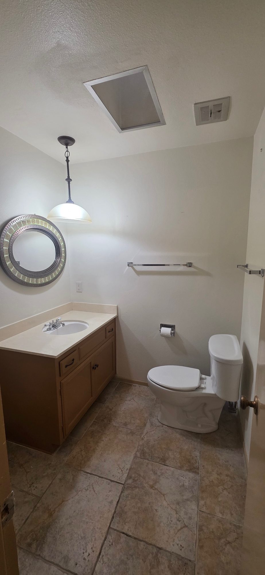 2871351136910972160 2871351136910972160