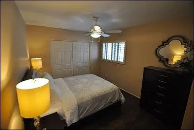 4ed6a5bb0cf945be37b4e5219e40984a-cc_ft_768